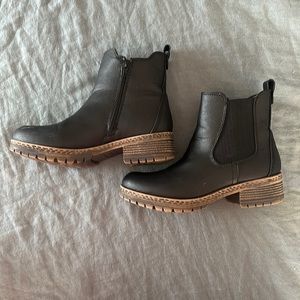 Maurices Black Booties size 8